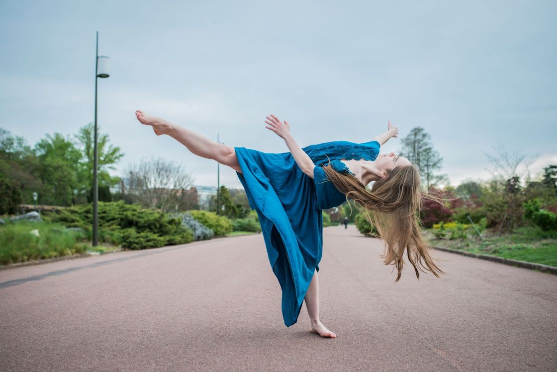 Photo danse contemporaine Lyon Loréna
