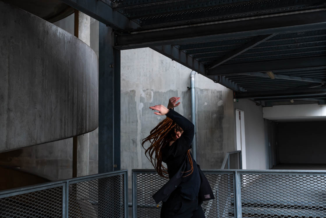 Photo danse contemporaine Lyon Confluence Anaëlle Coudron