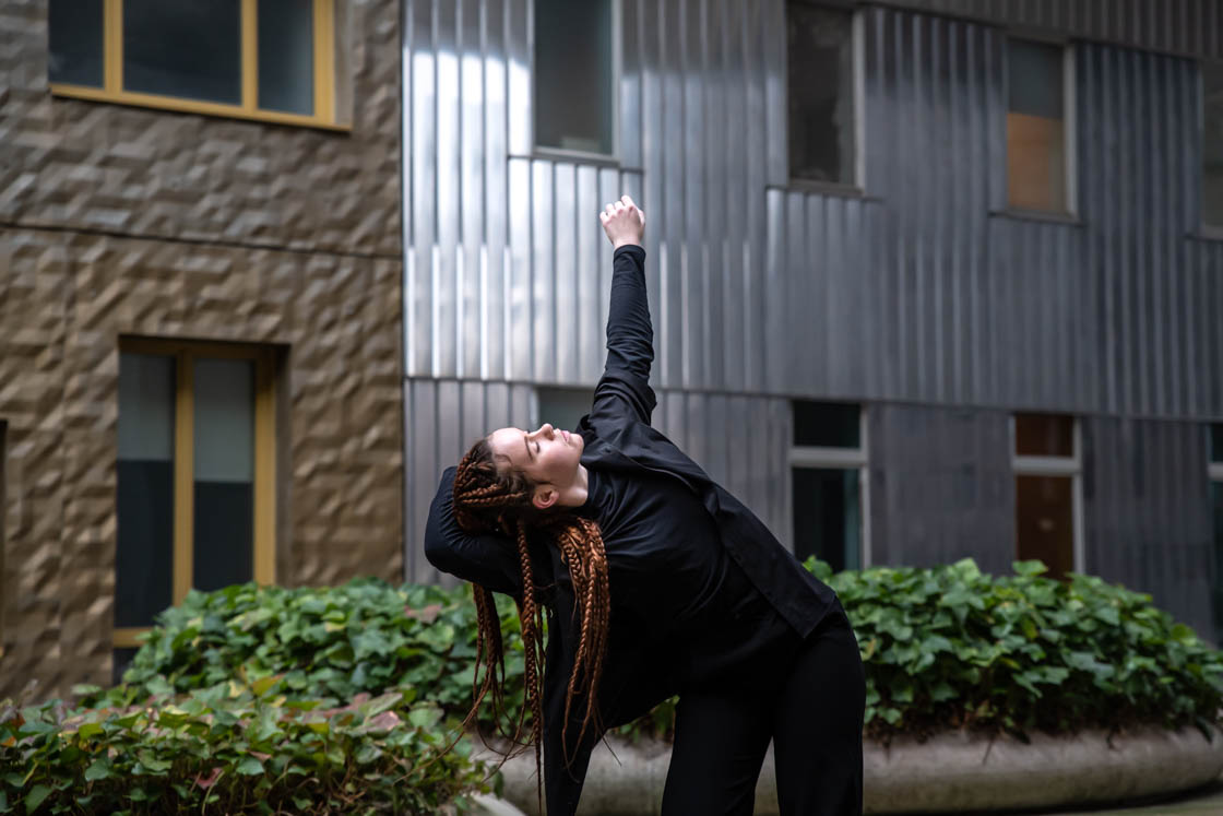 Photo danse contemporaine Lyon Confluence Anaëlle Coudron