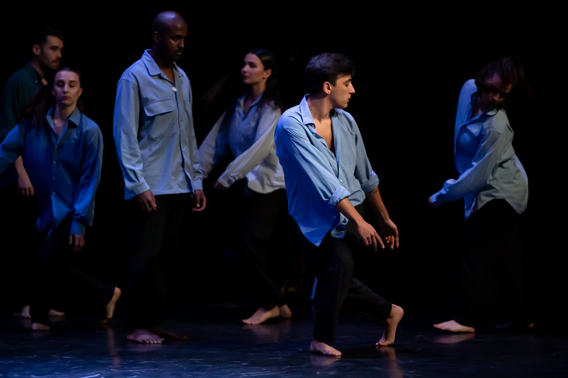 Photographie de danse Ce qui nous rassemble Collectif Facettes Théâtre Astrée Villeurbanne Festival Arthémiades 2024