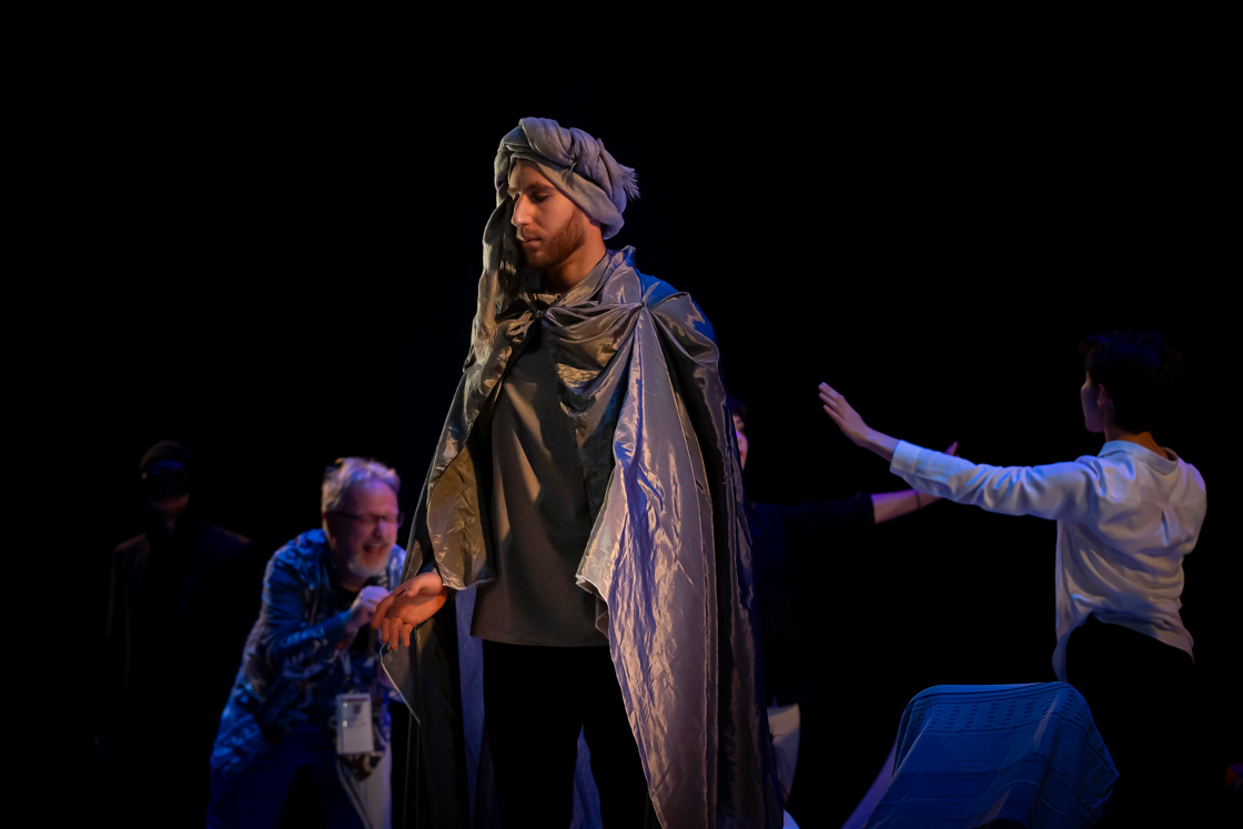 Photographie théâtre atelier Louise Paquette Je est un autre qui rêve, Astrée Villeurbanne 2024