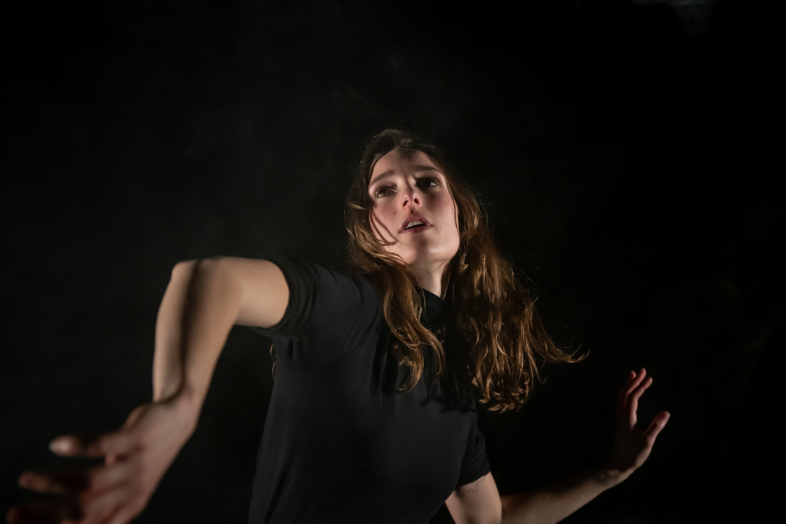 Photo danse contemporaine TNP Villeurbanne Lisa Lescout