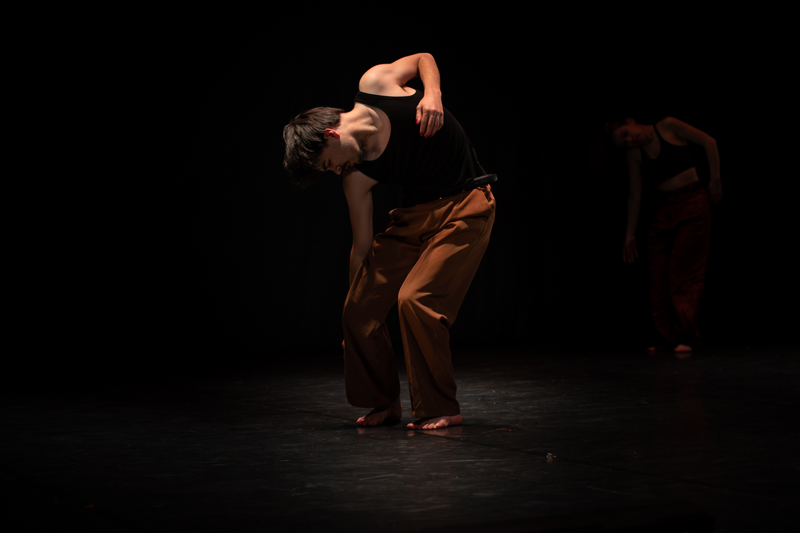 Photo danse festival Arthémmiades 2024 au Théâtre Astrée à Villeurbanne