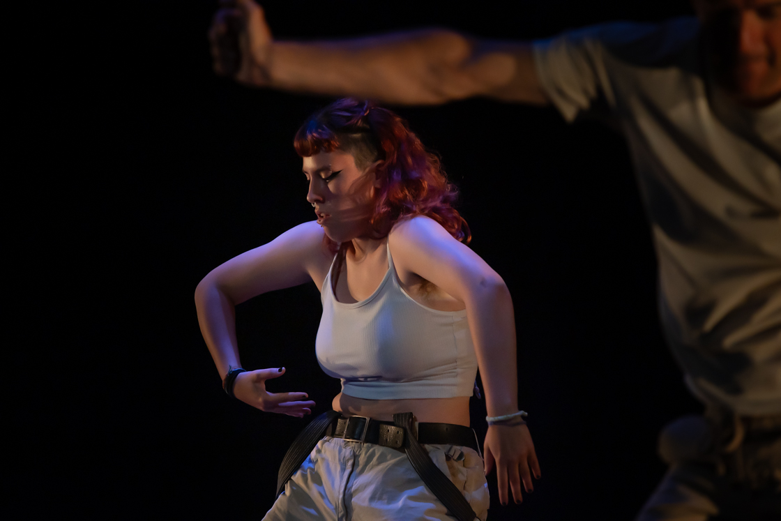 Photo danse festival Arthémmiades 2024 au Théâtre Astrée à Villeurbanne