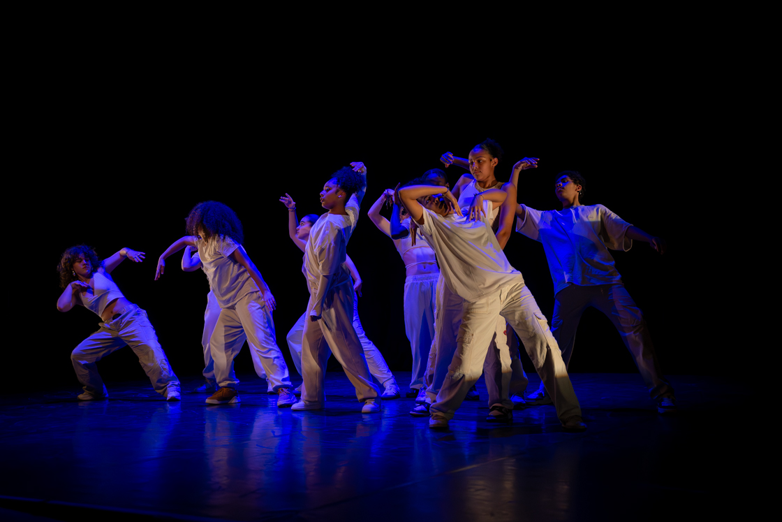 Photo danse festival Arthémmiades 2024 au Théâtre Astrée à Villeurbanne
