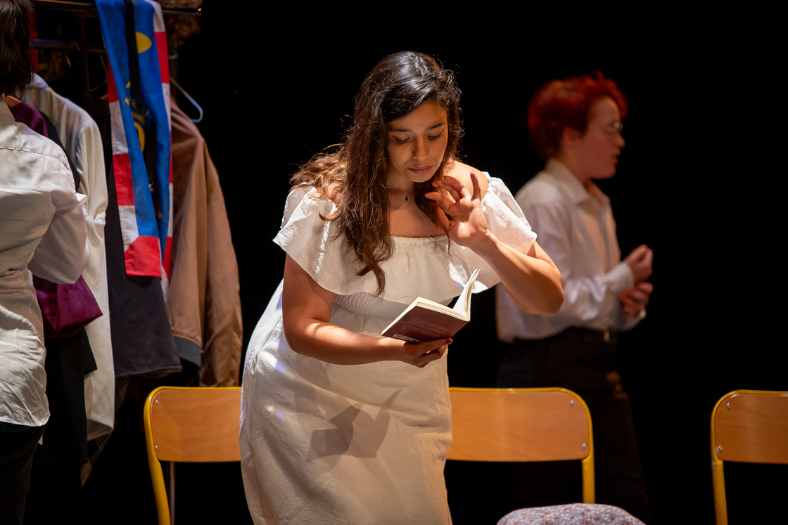 Photo pièce de théâtre festival Arthémmiades 2024 au Théâtre Astrée à Villeurbanne