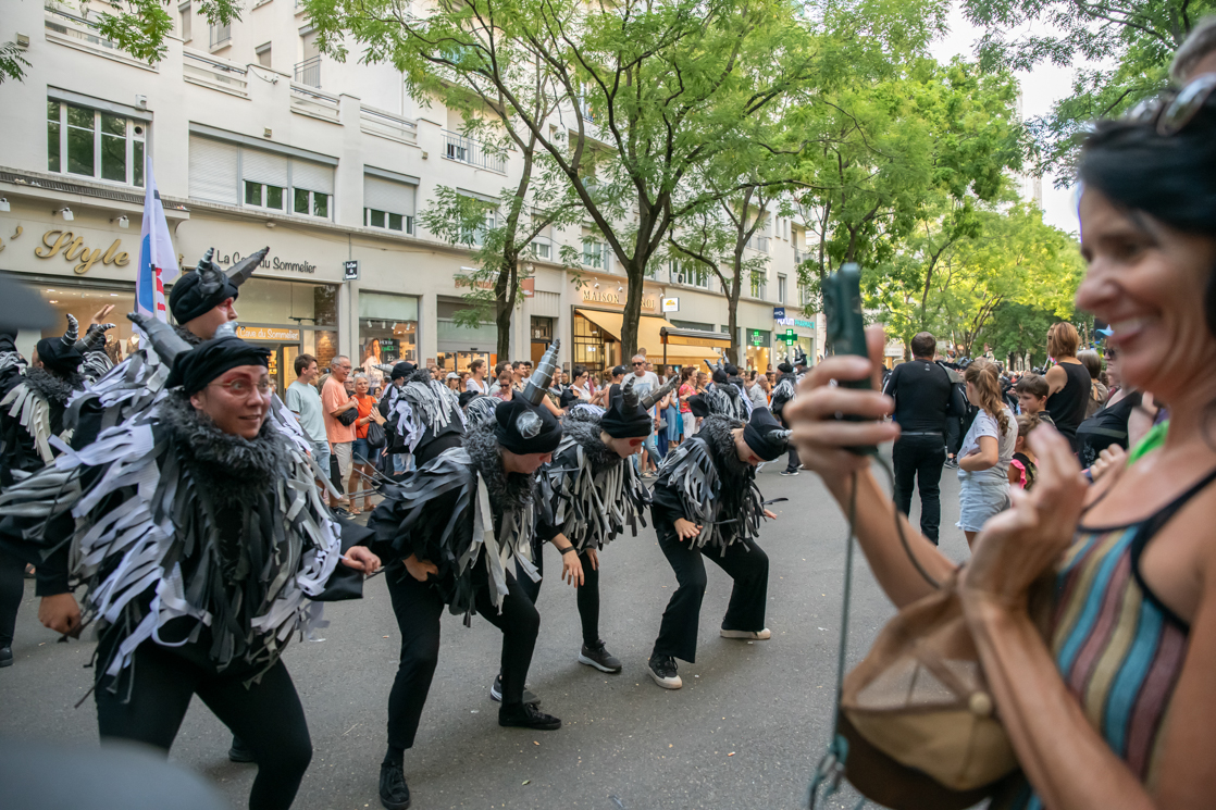 Photographie biennale danse Lyon 2023 répétition groupe Villeurbanne Ateliers Frappaz Compagnie Pernette