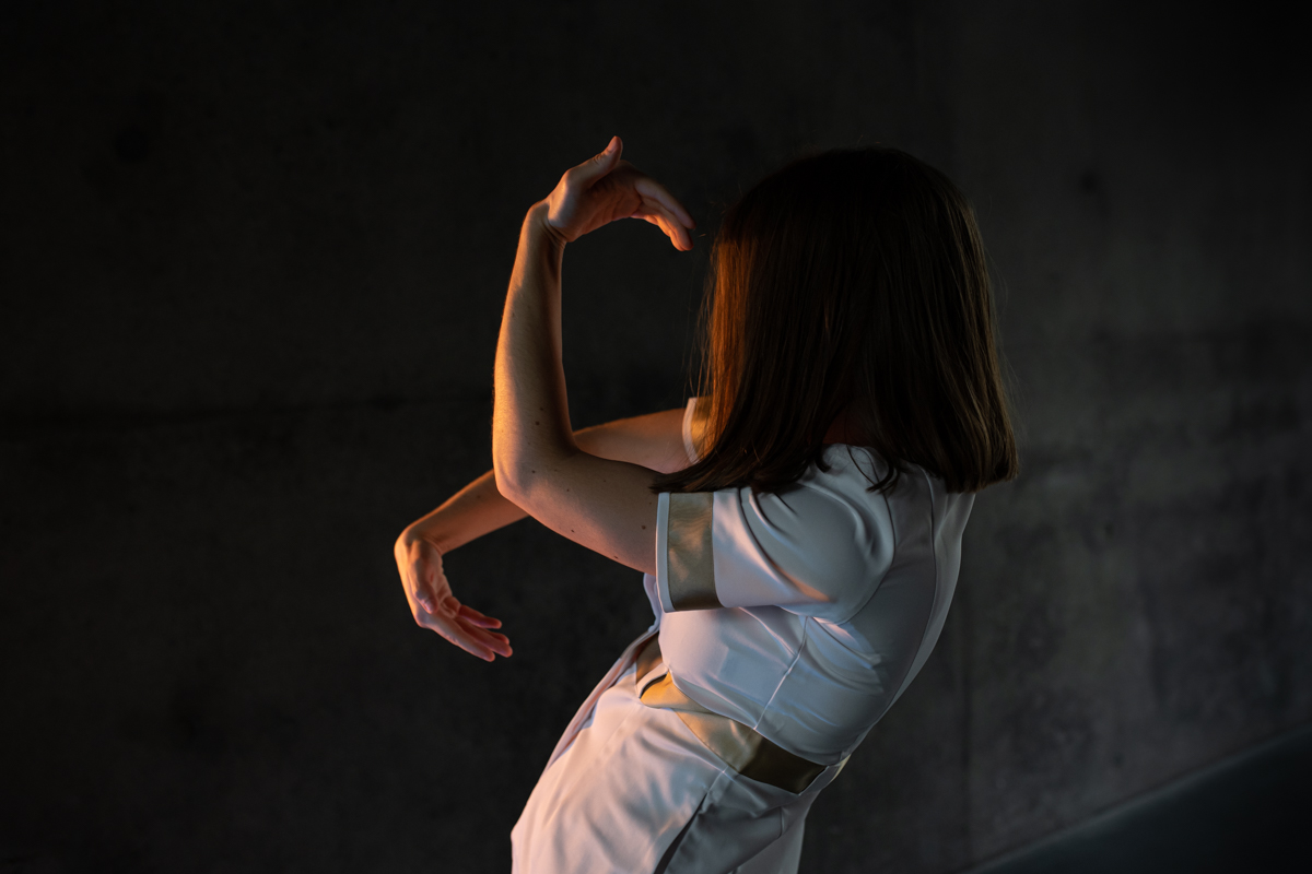 Photo danse contemporaine Projet Distorsions Lyon Loréna Sajous