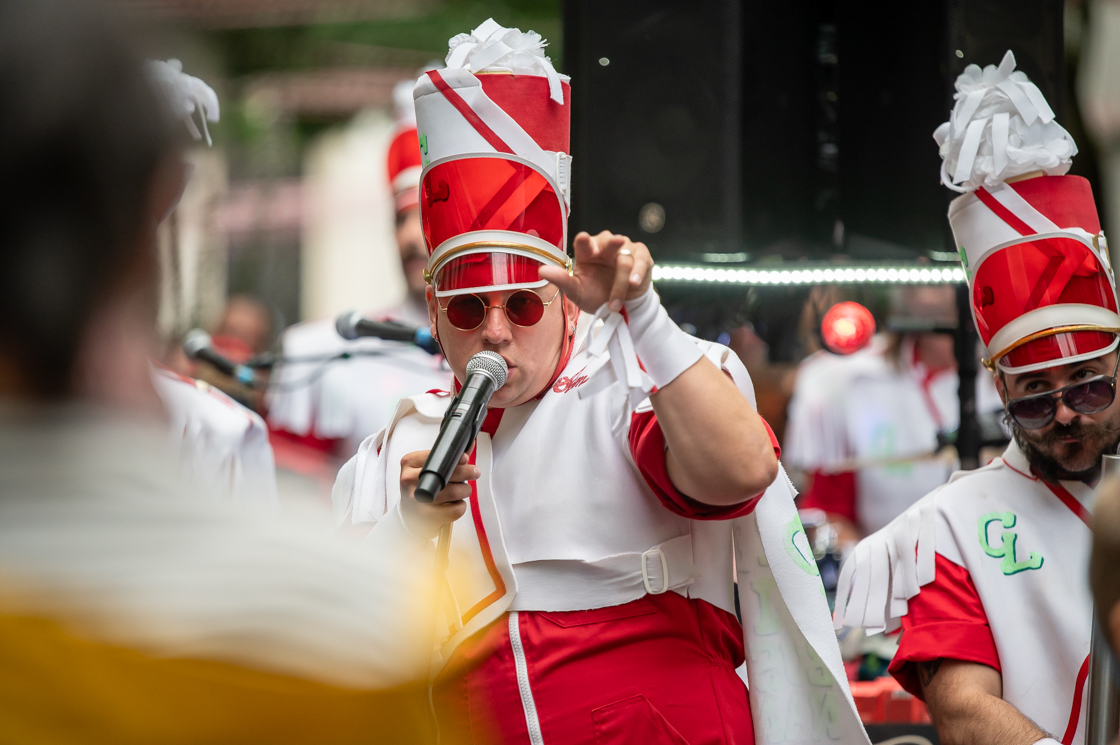 Photographie arts de la rue Déambulation Grenn Line Marchine Band festival les invites villeurbanne 2024