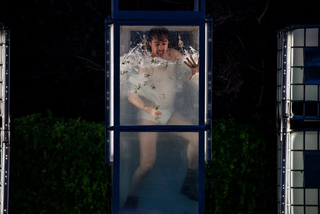 Photographie pièce de théâtre Moins que Rien Compagnie l’Envers du Décor festival les invites villeurbanne 2024