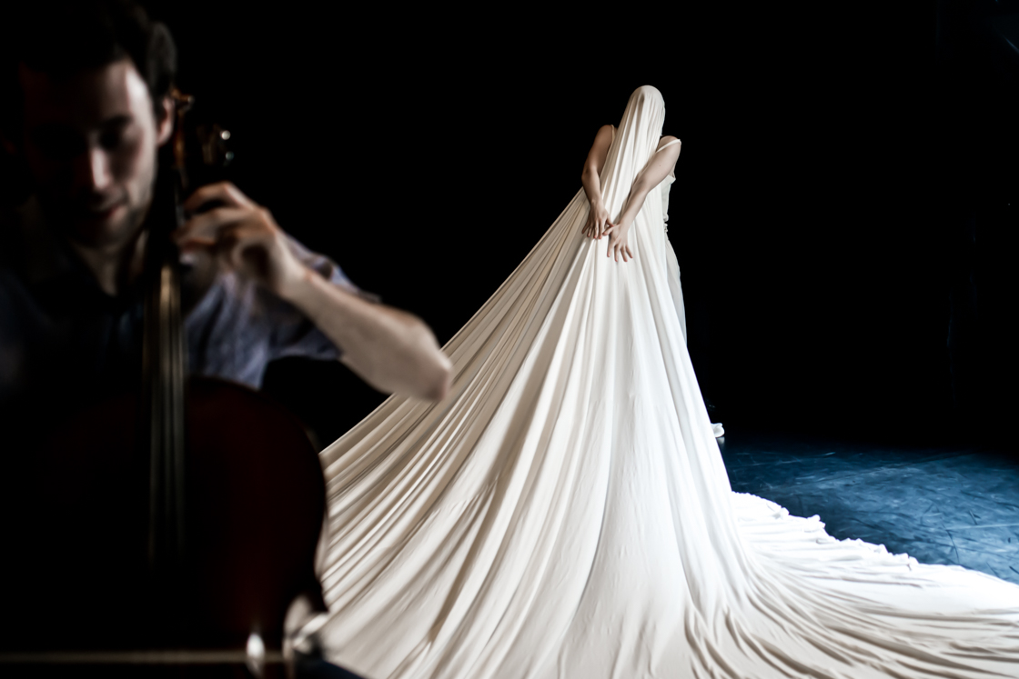 Photo Danse Scène Collectif Personus Voie Intérieure Lyon 2020