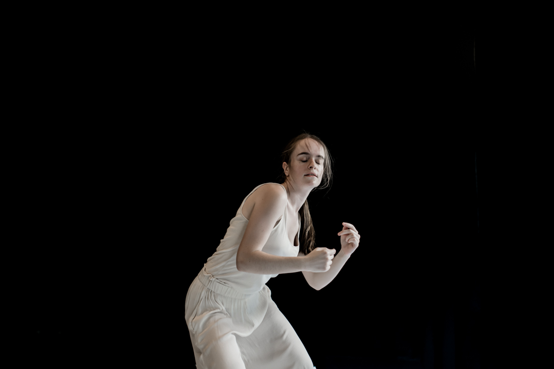 Photo Danse Scène Collectif Personus Voie Intérieure Lyon 2020