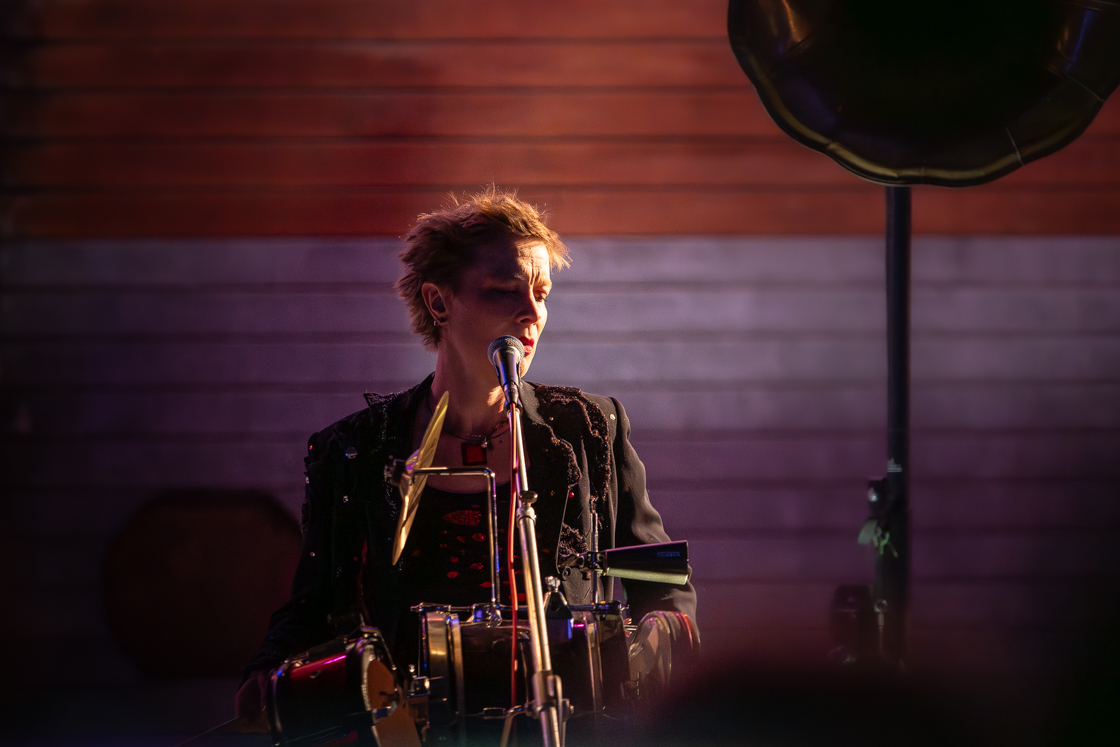 Photographie concert la femme pavillon le plus petit espace possible ateliers frappaz villeurbanne