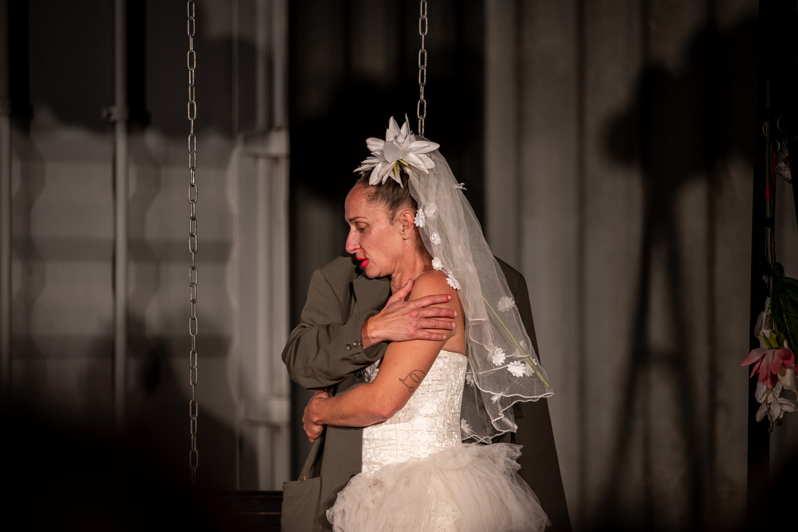 Photo spectacle [UN]fidèle Madam’ Kanibal Ateliers Frappaz Villeurbanne